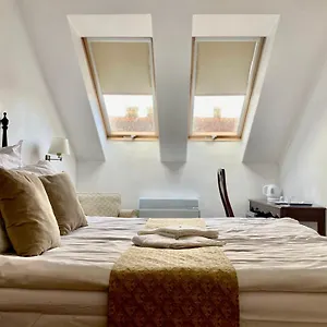 Гостевой дом Opera16 Guestrooms Будапешт